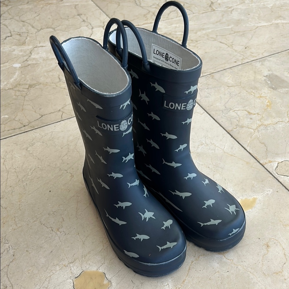 Kids Shark Print Rain Boots - Navy